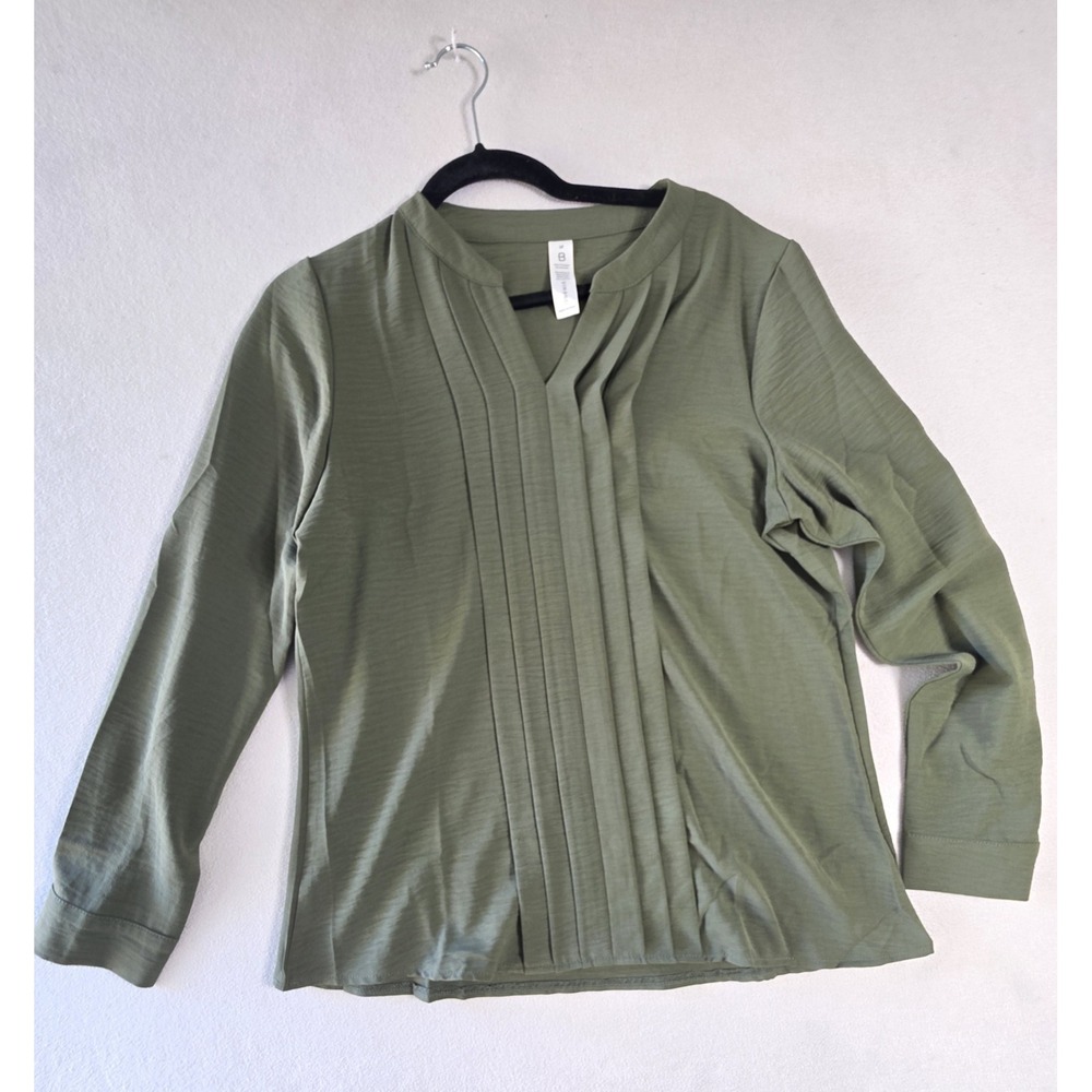 Women's‎ Olive Green Pleated Long Sleeve Blouse Size Medium Stretch Career Top